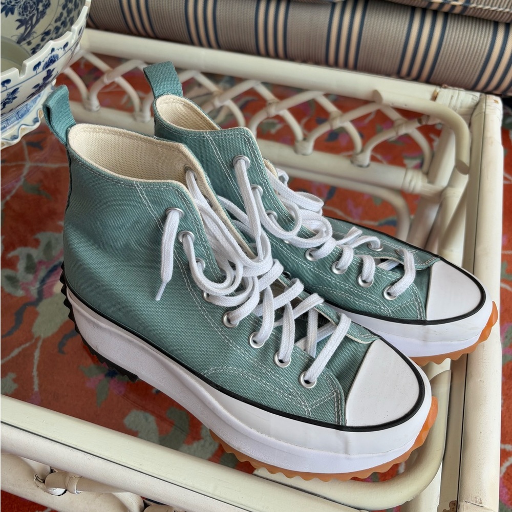 Robin’s egg blue converse